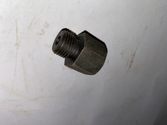 12VB. 22.04 Assento de válvula de drenagem de fundição para manutenção de motores de bomba de água